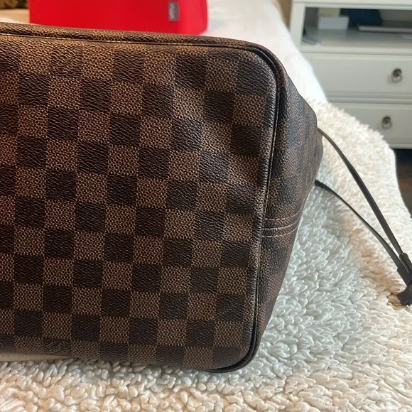 Flawless brand new condition Louis Vuitton Neverfull Damier Ebene GM - Picture 4 of 14